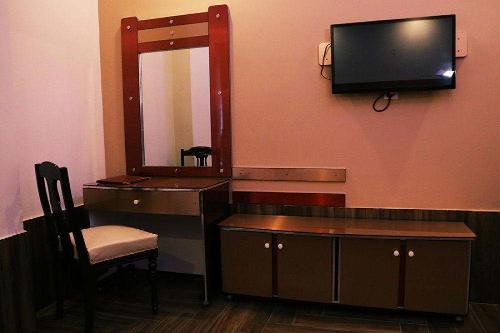 Hotel Marco Polo Lahore Esterno foto