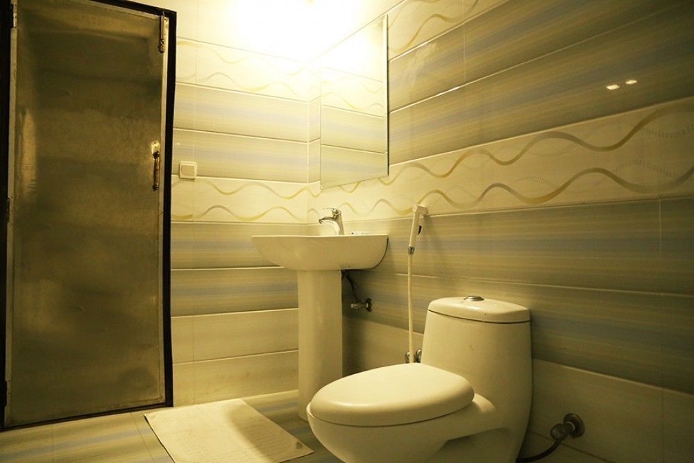Hotel Marco Polo Lahore Esterno foto